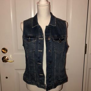 Vince Camuto denim vest